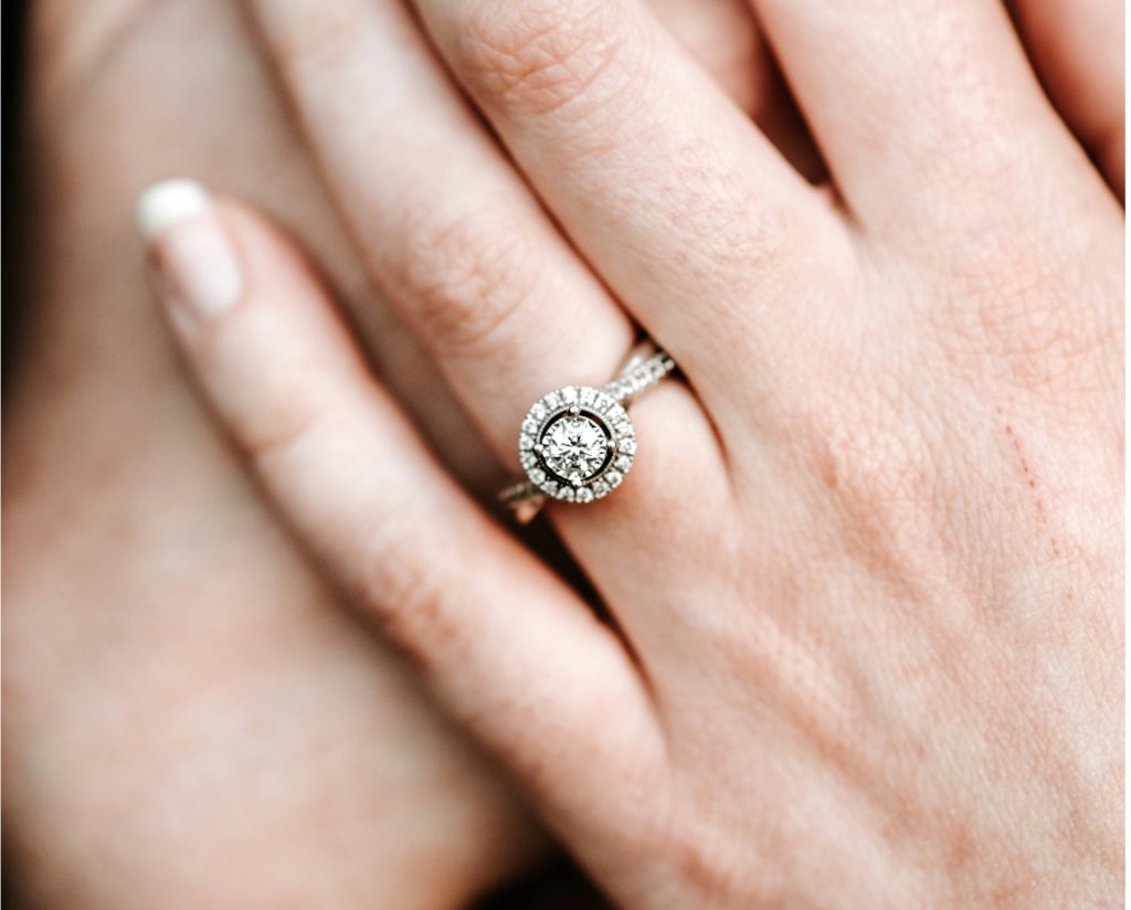 Customize Women's Rings Dubai