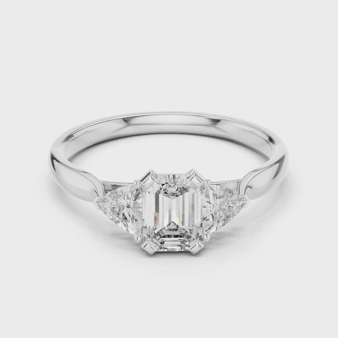 MJR081 - Emerald Center Three Stone Ring with Trapezoid Sides
