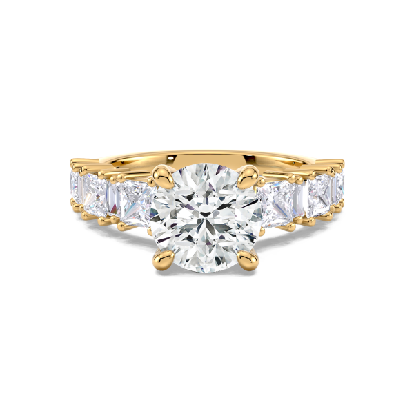 Round Engagement Ring with Princess shoulder diamonds